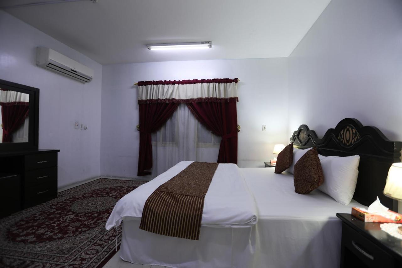 Al Eairy Apartments -Aldamam 7 Дамам Екстериор снимка