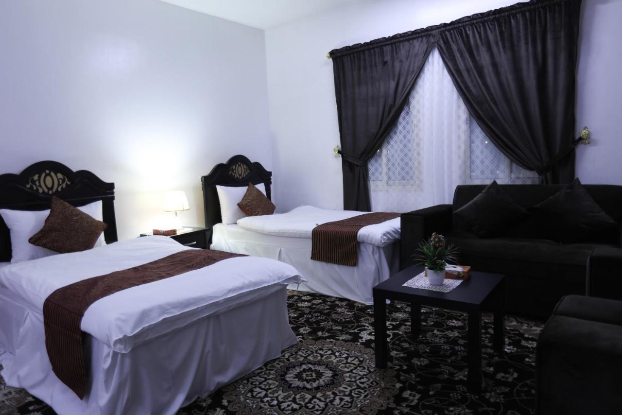Al Eairy Apartments -Aldamam 7 Дамам Екстериор снимка